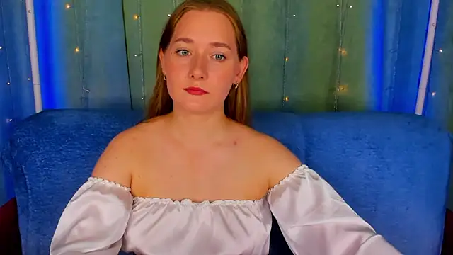 Snapshot of AlinaVice chatting on 06/05/26, 01:12 AlinaVice online show from 06/05/26, 01:12