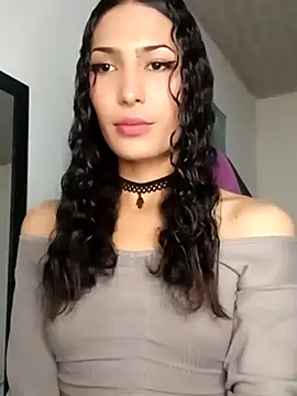 Lanna hott  online show from 03/06/26, 07:10