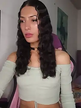 Snapshot of Lanna_hott_ chatting on 05/14/26, 12:17 Lanna hott online show from 05/14/26, 12:17
