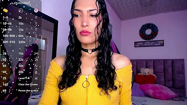 Snapshot of Lanna_hott_ chatting on 06/06/26, 12:10 Lanna hott online show from 06/06/26, 12:10