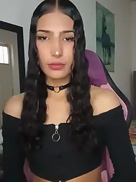 Snapshot of Lanna_hott_ chatting on 07/21/26, 05:48 Lanna hott online show from 07/21/26, 05:48