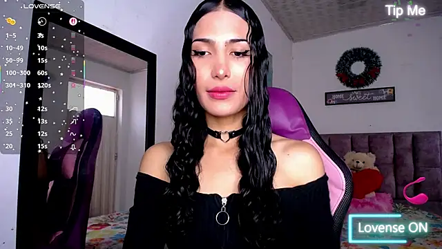 Snapshot of Lanna_hott_ chatting on 08/04/26, 06:54 Lanna hott online show from 08/04/26, 06:54