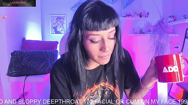 Valkiria ponce online show from 10/15/25, 05:40