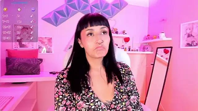 Valkiria ponce online show from 04/10/26, 04:39