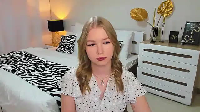 shy  lady online show from 01/16/25, 09:30