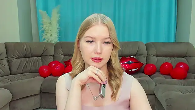 shy  lady online show from 02/10/25, 10:09