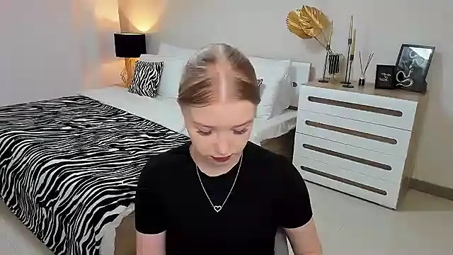 shy  lady online show from 02/27/25, 06:20