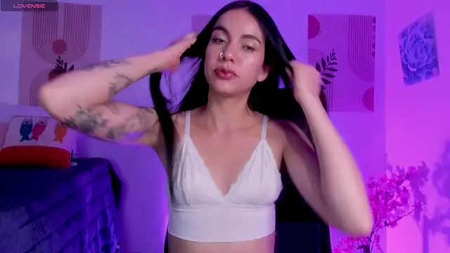 samy lewis online show from 12/17/25, 01:33