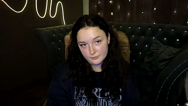 GloriNichols online show from 12/17/24, 09:28