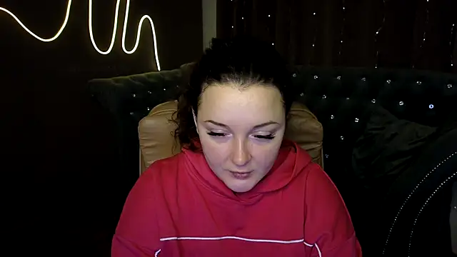 GloriNichols online show from 12/22/24, 06:39