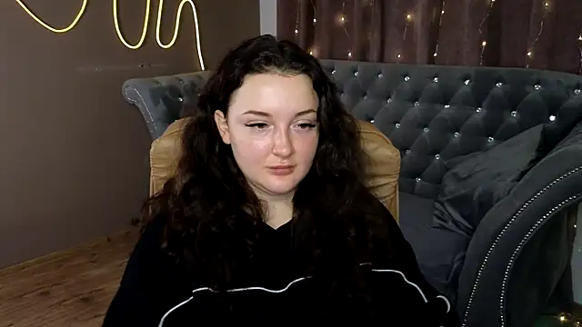 GloriNichols online show from 01/18/25, 06:34