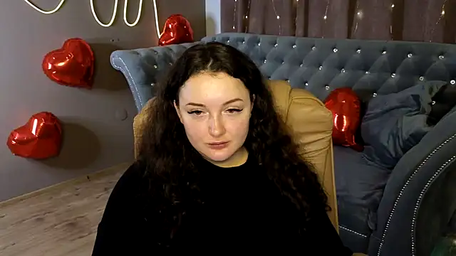 GloriNichols online show from 02/06/25, 03:41