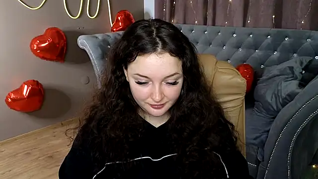 GloriNichols online show from 02/07/25, 06:56