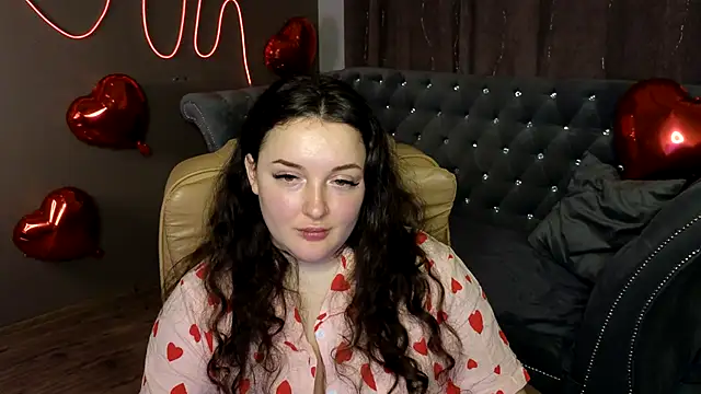 GloriNichols online show from 02/12/25, 09:52