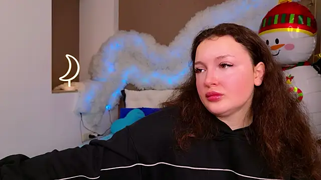 GloriNichols online show from 12/04/25, 06:12