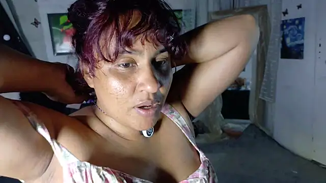 Kyara Queen online show from 11/12/25, 10:09