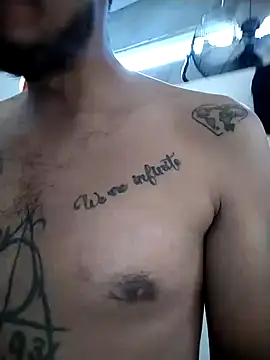 Snapshot of ale3J4a chatting on 12/29/24, 06:16 ale3J4a online show from 12/29/24, 06:16