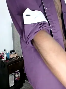 Snapshot of ale3J4a chatting on 01/30/25, 11:34 ale3J4a online show from 01/30/25, 11:34