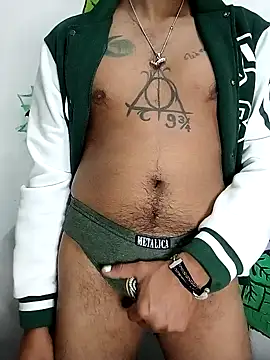 Snapshot of ale3J4a chatting on 02/02/25, 09:51 ale3J4a online show from 02/02/25, 09:51