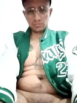 Snapshot of ale3J4a chatting on 03/15/25, 10:03 ale3J4a online show from 03/15/25, 10:03