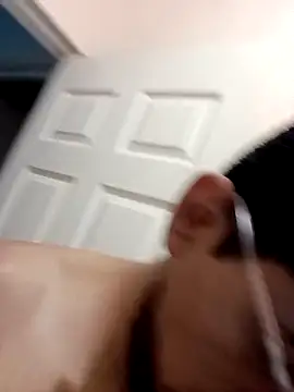 Snapshot of ale3J4a chatting on 12/04/25, 03:16 ale3J4a online show from 12/04/25, 03:16