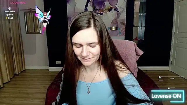 AriaGray online show from 12/01/25, 02:00