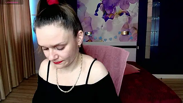 AriaGray online show from 03/08/26, 08:07