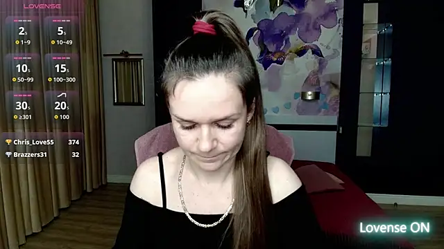 AriaGray online show from 04/09/26, 12:21