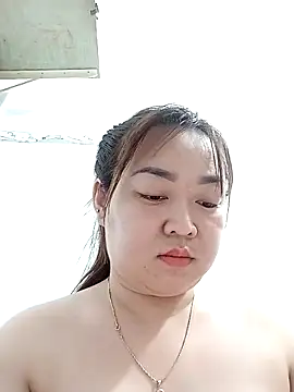 Snapshot of VyOanh2K chatting on 02/17/25, 05:32 VyOanh2K online show from 02/17/25, 05:32