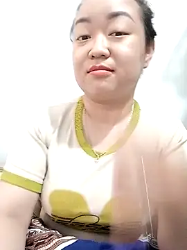 Snapshot of VyOanh2K chatting on 02/18/25, 05:20 VyOanh2K online show from 02/18/25, 05:20