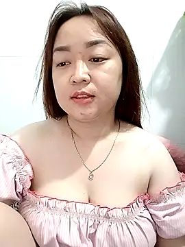 Snapshot of VyOanh2K chatting on 02/21/25, 04:59 VyOanh2K online show from 02/21/25, 04:59