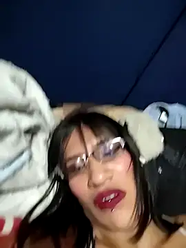 Aura love69 online show from 10/12/25, 10:03