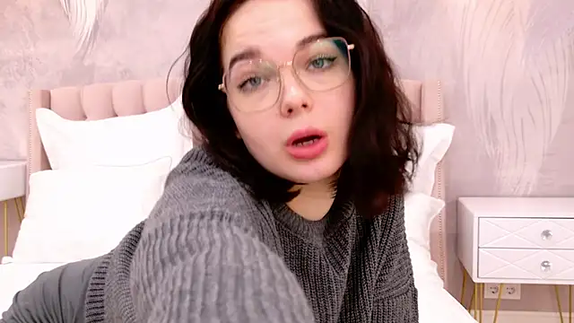 Snapshot of DeniseReese chatting on 03/11/25, 08:20 DeniseReese online show from 03/11/25, 08:20