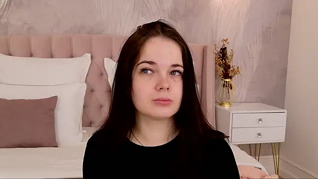 Snapshot of DeniseReese chatting on 10/21/25, 02:23 DeniseReese online show from 10/21/25, 02:23