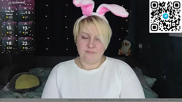 CuteHanna online show from 04/05/26, 11:57