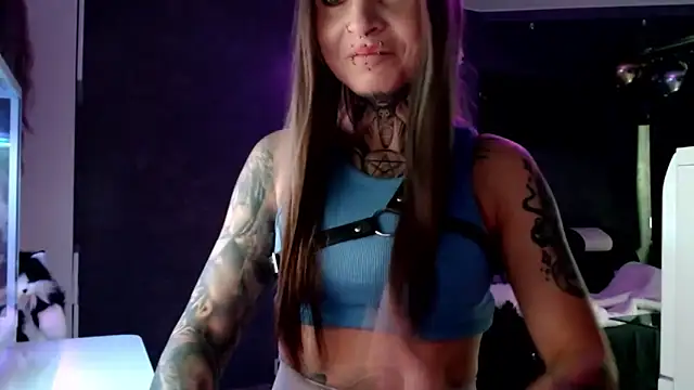 Snapshot of InesGold chatting on 01/21/25, 10:08 InesGold online show from 01/21/25, 10:08