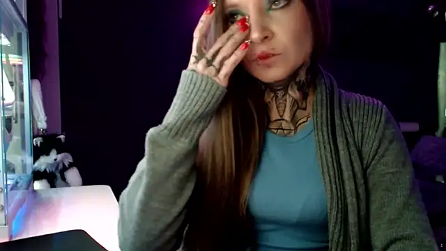 Snapshot of InesGold chatting on 02/07/25, 11:12 InesGold online show from 02/07/25, 11:12