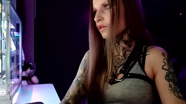 Snapshot of InesGold chatting on 02/12/25, 10:15 InesGold online show from 02/12/25, 10:15