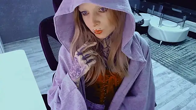 InesGold online show from 04/23/26, 06:14