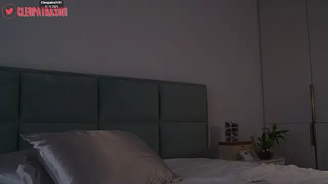 Snapshot of Cleopatra3101 chatting on 11/11/25, 10:59 Cleopatra3101 online show from 11/11/25, 10:59