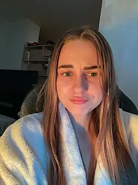 GraceTorrez online show from 01/21/25, 01:00