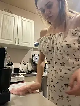 GraceTorrez online show from 02/06/25, 07:45