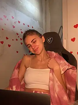 GraceTorrez online show from 03/06/25, 04:41