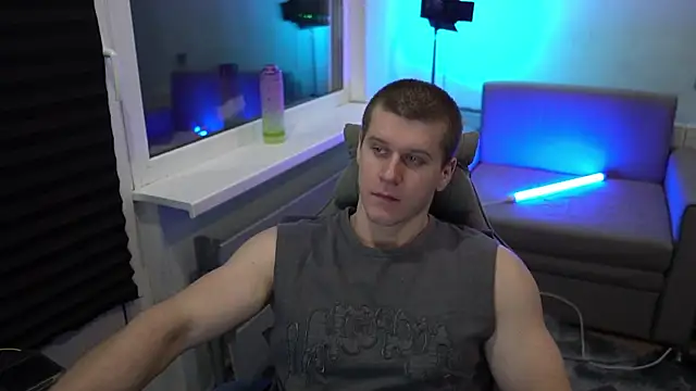 Bruno Banani online show from 10/03/25, 08:17