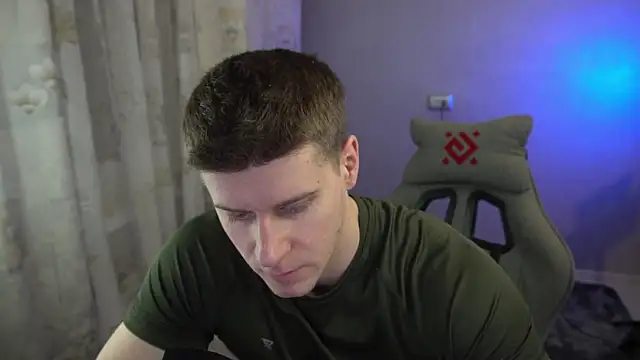 Bruno Banani online show from 11/17/25, 04:46