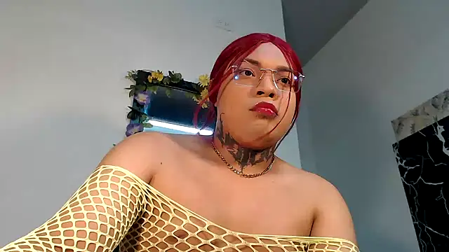 Snapshot of KristalTsXXX chatting on 05/31/26, 02:46 KristalTsXXX online show from 05/31/26, 02:46