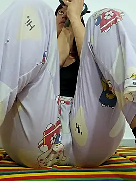 Abbyjonhson   online show from 11/12/25, 03:56