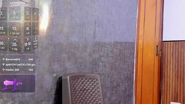 zyle boobs online show from 02/23/25, 11:36