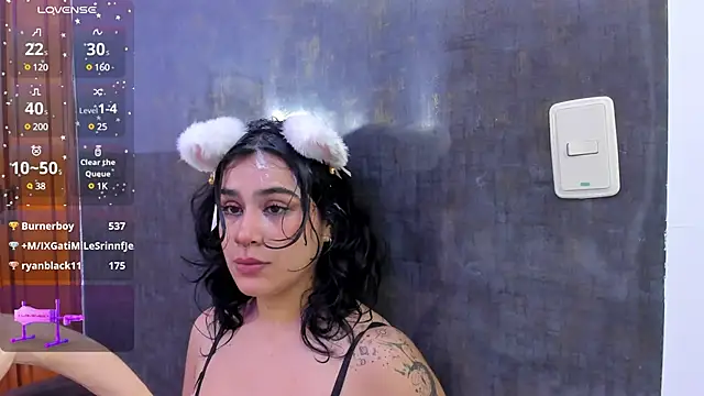 zyle boobs online show from 03/14/25, 11:53