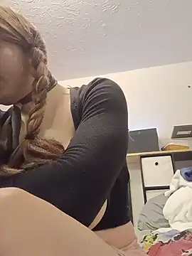 sissytrapdolly24 online show from 07/20/26, 06:49